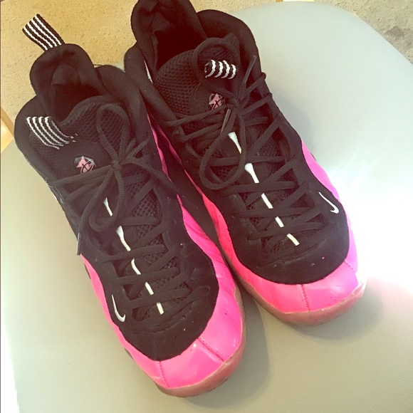 foam pilots shoes nike